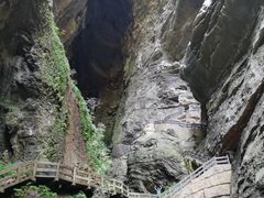 -龙水峡地缝景区