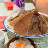 来吃我最爱的鸿姐了，今天点的鸳鸯锅，最爱的依然是耙鸡爪