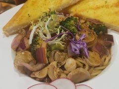 黑椒蘑菇鸡肉意面-遇见西木美式餐厅(体育路店)