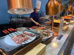 自助取餐区-锤头鲨毛肚海鲜烤肉自助餐厅(国购广场店)