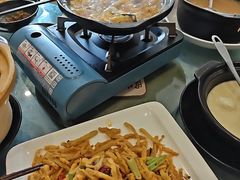 -莲餐厅·湖北菜·潜江小龙虾店(愚园路店)