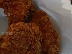 三翅-麦当劳(展览路店)