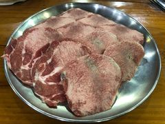 -牛信亭韩国料理·炭火烤肉(紫藤路店)