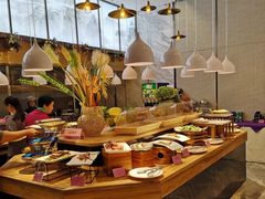 自助取餐区-茅庐川菜