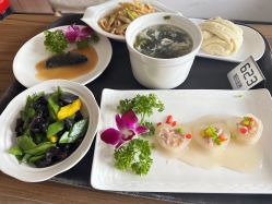 -莲芯花月子会所