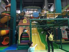 -蒙特利亲子乐园