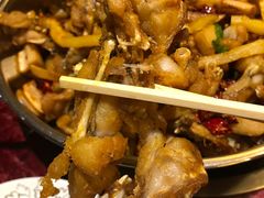 干锅牛蛙-馋嘴蛙火锅