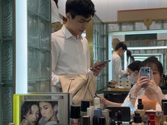 -海马体照相馆(环贸iapm大师爱情店)
