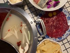 -山悦里 山野·鲜火锅(罗斯福广场店)