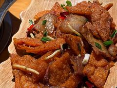 -苗阿哥酸汤牛肉火锅(体育场店)