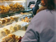 -白玉兰食品甜凤店(合生汇店)