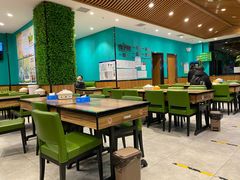 大堂-合合春饼·酱骨·东北菜(潘家园店)
