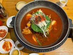 -喇喇排骨火锅·传统韩式脊骨汤(望京西园总店)