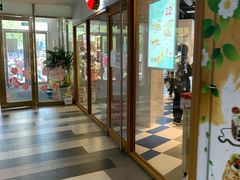 -百联临沂购物中心(临沂路店)