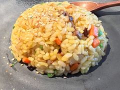 -铭牛烧肉·和牛海鲜自助(高新月牙湖店)