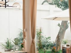 -Mark&Mars Restaurant