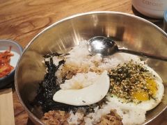 -明洞阿姨·韩式酱蟹烤肉·创意料理(三元桥店)