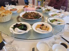 -山明水秀大饭店