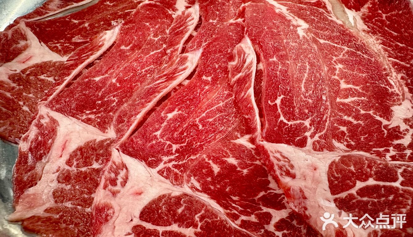 李女士又来她的食堂吃饭啦