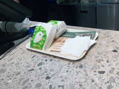 -德克士(亚中商城店)