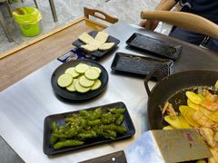 -凉都青瓦房烙锅(清镇中环国际店)