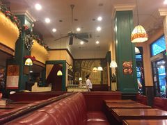 -玛格萝妮比萨屋(四平店)