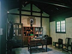 -上海市龙华烈士陵园