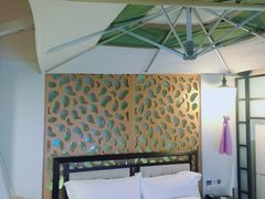 -喜鹊愉家酒店(郑州曼哈顿博览中心地铁站店)