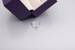 d-威德钻石-克拉钻大本营(南京东路店)