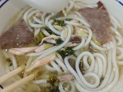 -张家羊肉汤粉小吃店