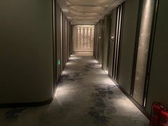 -浅深(世茂滨江精品店)