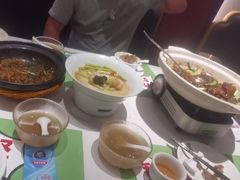 -鑫小城故事·藕汤·家常菜(台北一路总店)