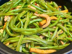 黑猪肉焗扁豆丝-四世同堂·京菜·烤鸭(双井店)