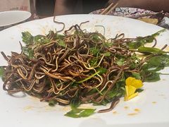 -哈啾嗨·新概念蒙餐(红星新城店)