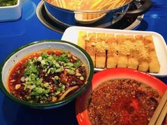 -马路边边串串香(涑河南街店)