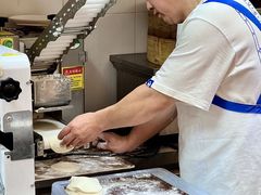 -李与白包子铺(桐梓林店)