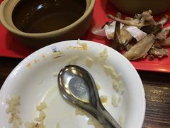 -万和春排骨砂锅米饭(湖北路店)