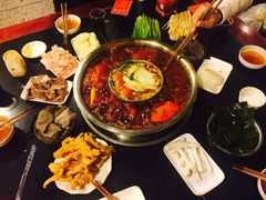 -邓莽子老火锅(中兴路总店)