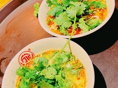 -万记麻辣烫国展总店