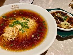 红汤面-松鹤面馆·古法焖肉面(观前店)