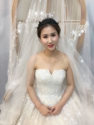 -艾米丽婚纱礼服