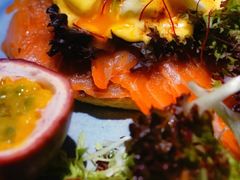 百香果烟熏三文鱼宾尼迪蛋-BE BRIGHT KITCHEN(正佳广场店)
