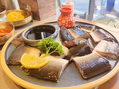 -草家酱蟹炭火烤肉店(珲春南路一店)