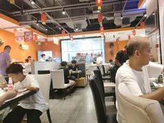 -名门潮牛·鲜牛肉海鲜火锅.烧烤自助餐厅(诚丰广场店)