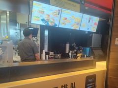 -麦当劳(宁波火车高铁站店)