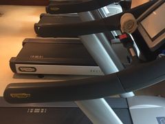 -富力丽思卡尔顿酒店健身中心