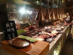 烧烤-松山湖凯悦酒店·Café自助餐厅·周末火舞秀表演