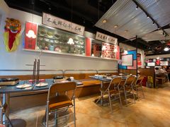 -邹开喜·小海鲜醉鸡煲·潮汕鲜切牛肉店(襄阳北路店)