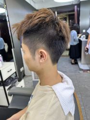 -藤野造型烫发染发