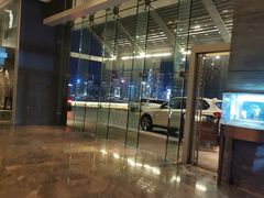 -香港ELEMENTS圆方